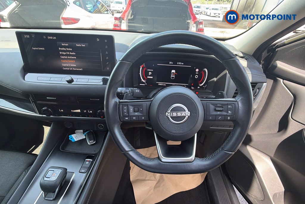 Nissan Qashqai N-Connecta Automatic Petrol SUV - Stock Number (1640865) - 19th supplementary image