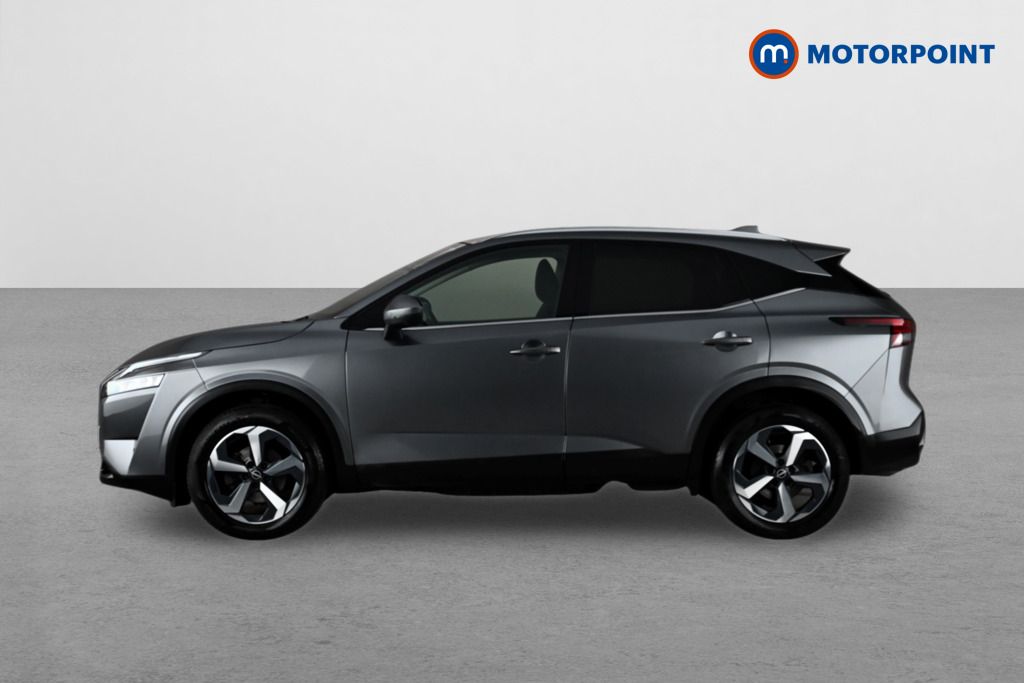Nissan Qashqai N-Connecta Automatic Petrol SUV - Stock Number (1640865) - Passenger side