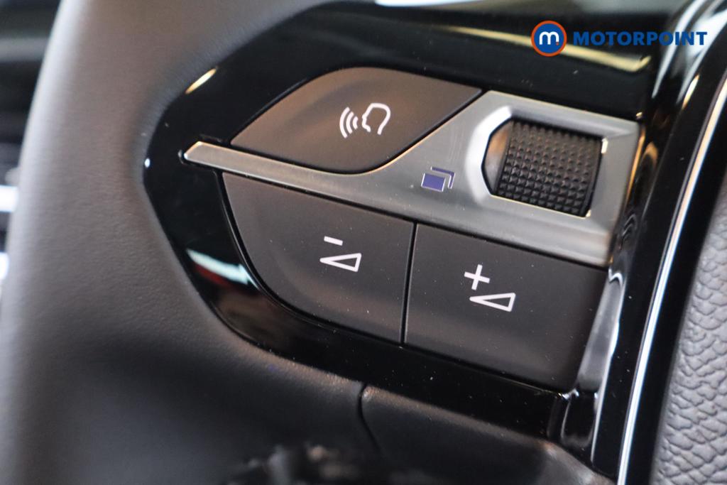 Peugeot 208 Allure Automatic Petrol Hatchback - Stock Number (1641946) - 7th supplementary image