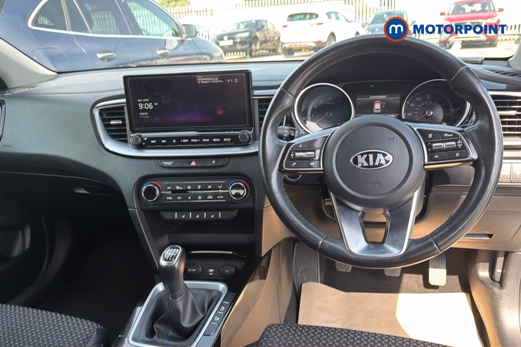 KIA Xceed 3 Manual Petrol Hatchback - Stock Number (1643722) - 2nd supplementary image
