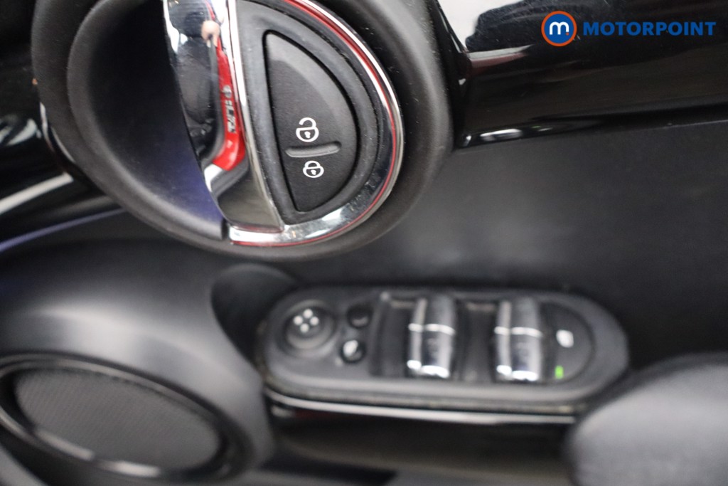 Mini Hatchback Cooper Classic Automatic Petrol Hatchback - Stock Number (1644904) - 10th supplementary image