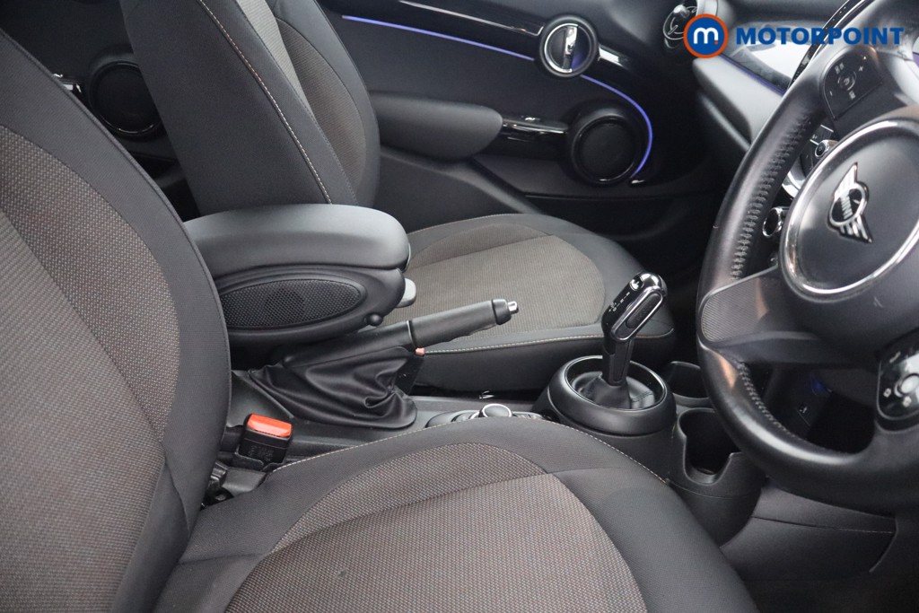 Mini Hatchback Cooper Classic Automatic Petrol Hatchback - Stock Number (1644904) - 11th supplementary image