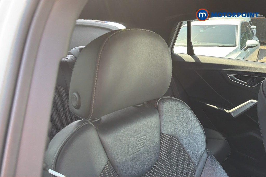 Audi Q2 Black Edition Manual Petrol SUV - Stock Number (1645144) - 23rd supplementary image