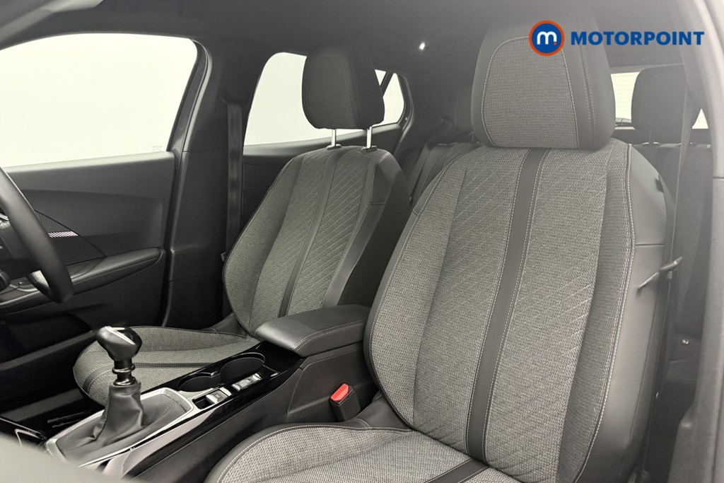 Peugeot 2008 Allure Manual Petrol SUV - Stock Number (1645395) - 3rd supplementary image