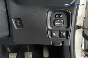 Toyota Aygo X-Trend Manual Petrol Hatchback - Stock Number (1647290) - 11th supplementary image