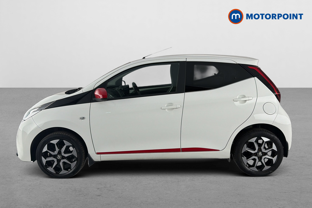 Toyota Aygo X-Trend Manual Petrol Hatchback - Stock Number (1647290) - Drivers side