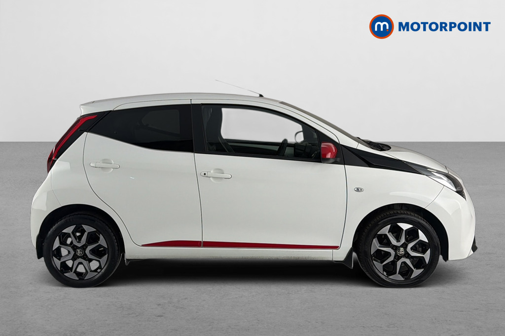 Toyota Aygo X-Trend Manual Petrol Hatchback - Stock Number (1647290) - Passenger side