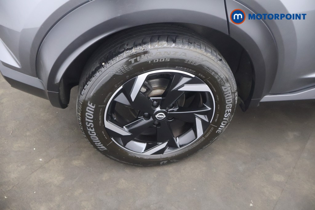 Nissan Juke N-Connecta Automatic Petrol SUV - Stock Number (1647337) - 3rd supplementary image