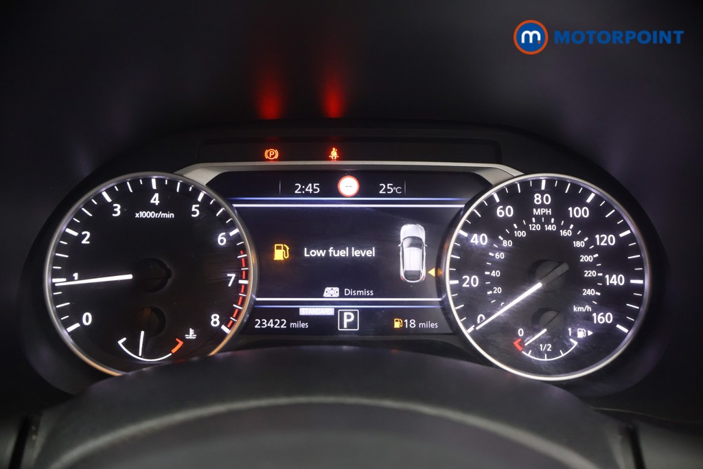Nissan Juke N-Connecta Automatic Petrol SUV - Stock Number (1647337) - 8th supplementary image
