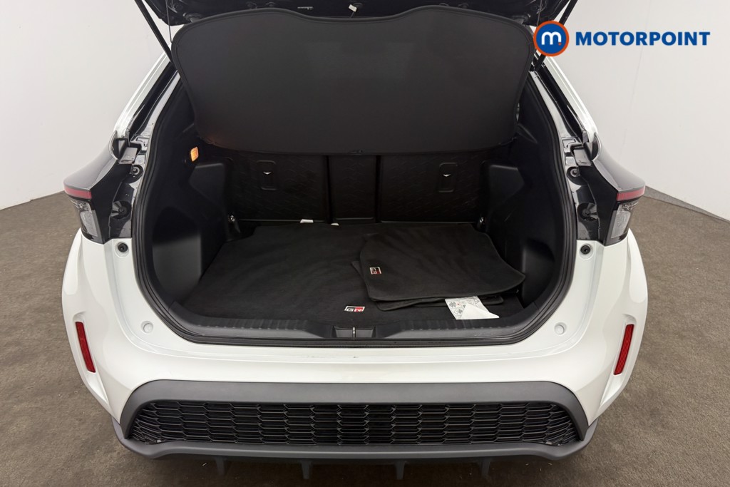Toyota Yaris Cross Gr Sport Automatic Petrol-Electric Hybrid Estate - Stock Number (1648001) - 5th supplementary image