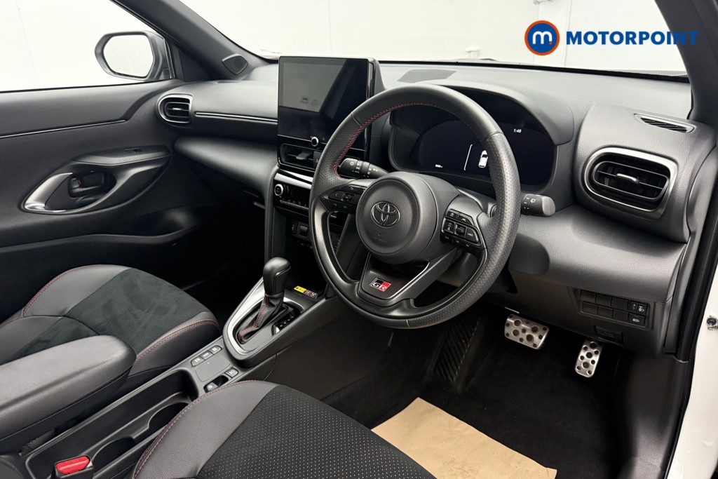 Toyota Yaris Cross Gr Sport Automatic Petrol-Electric Hybrid Estate - Stock Number (1648001) - 6th supplementary image