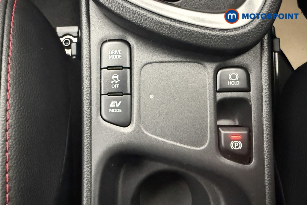 Toyota Yaris Cross Gr Sport Automatic Petrol-Electric Hybrid Estate - Stock Number (1648001) - 16th supplementary image