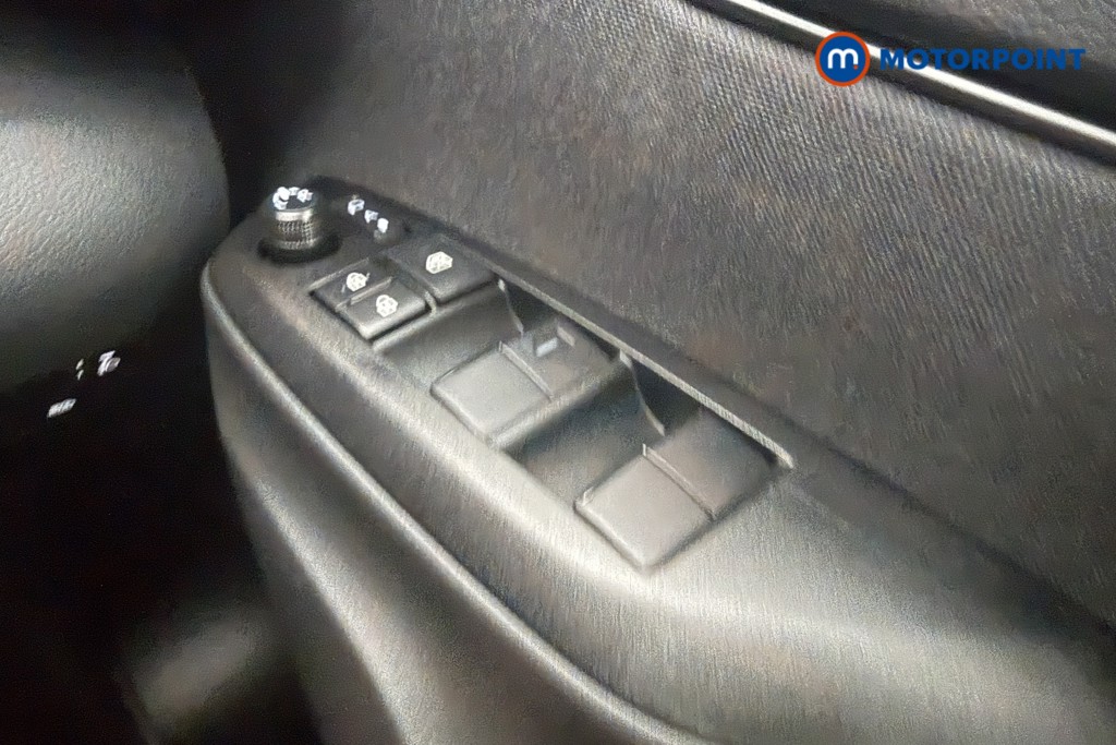 Toyota Yaris Cross Gr Sport Automatic Petrol-Electric Hybrid Estate - Stock Number (1648001) - 17th supplementary image