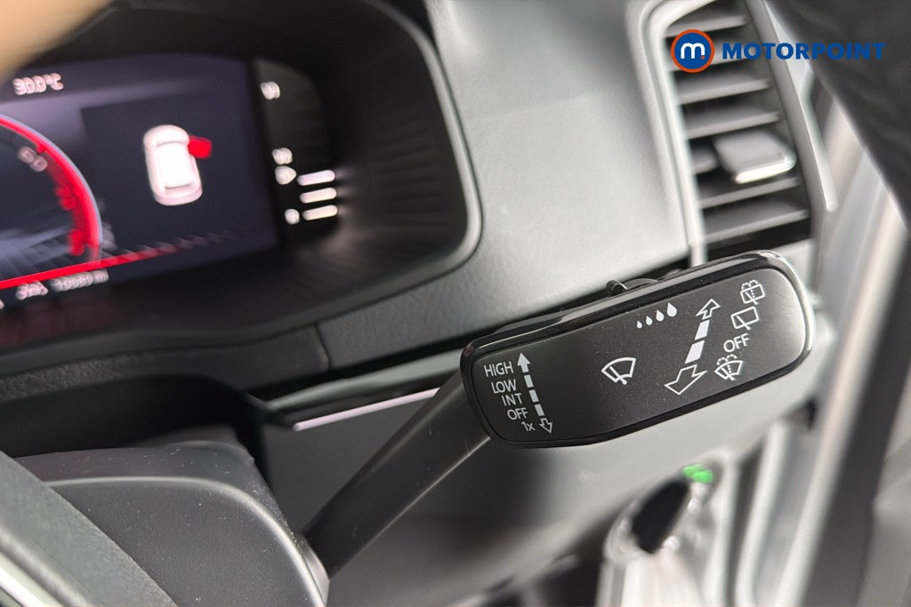 Skoda Karoq Sportline Edition Automatic Petrol SUV - Stock Number (1648035) - 7th supplementary image