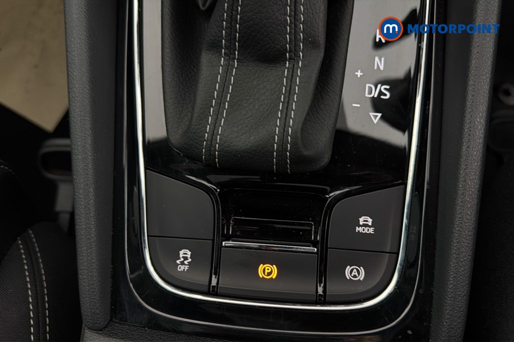 Skoda Karoq Sportline Edition Automatic Petrol SUV - Stock Number (1648035) - 14th supplementary image