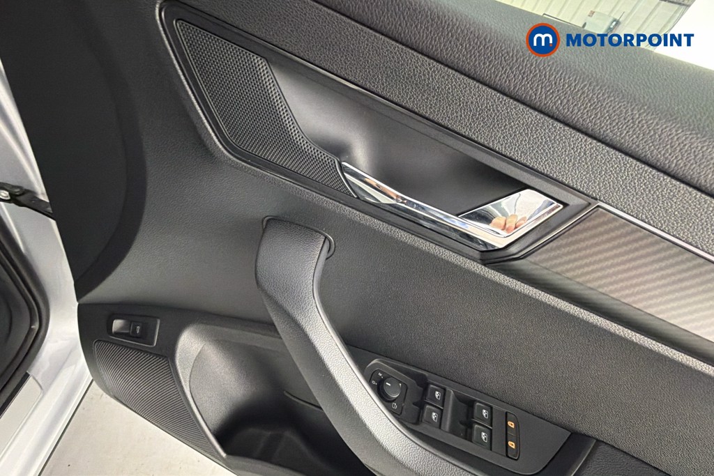 Skoda Karoq Sportline Edition Automatic Petrol SUV - Stock Number (1648035) - 19th supplementary image