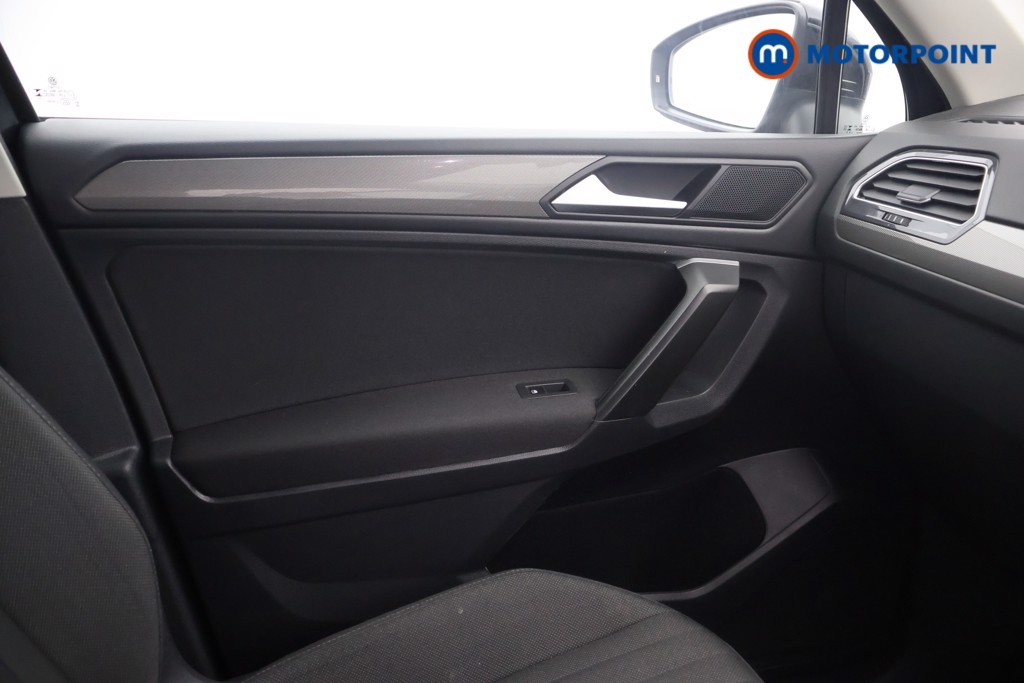 Volkswagen Tiguan Allspace Life Manual Petrol SUV - Stock Number (1648361) - 11th supplementary image