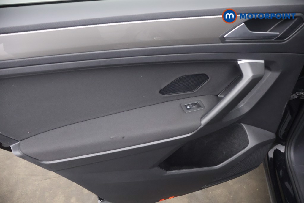 Volkswagen Tiguan Allspace Life Manual Petrol SUV - Stock Number (1648361) - 21st supplementary image