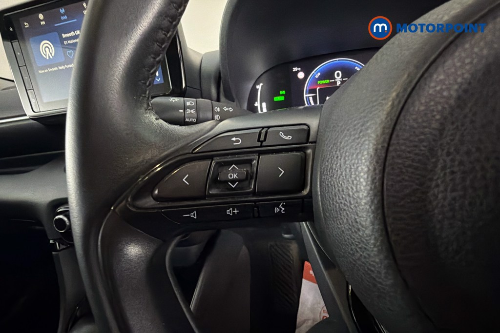 Toyota Yaris Design Automatic Petrol-Electric Hybrid Hatchback - Stock Number (1648401) - 3rd supplementary image