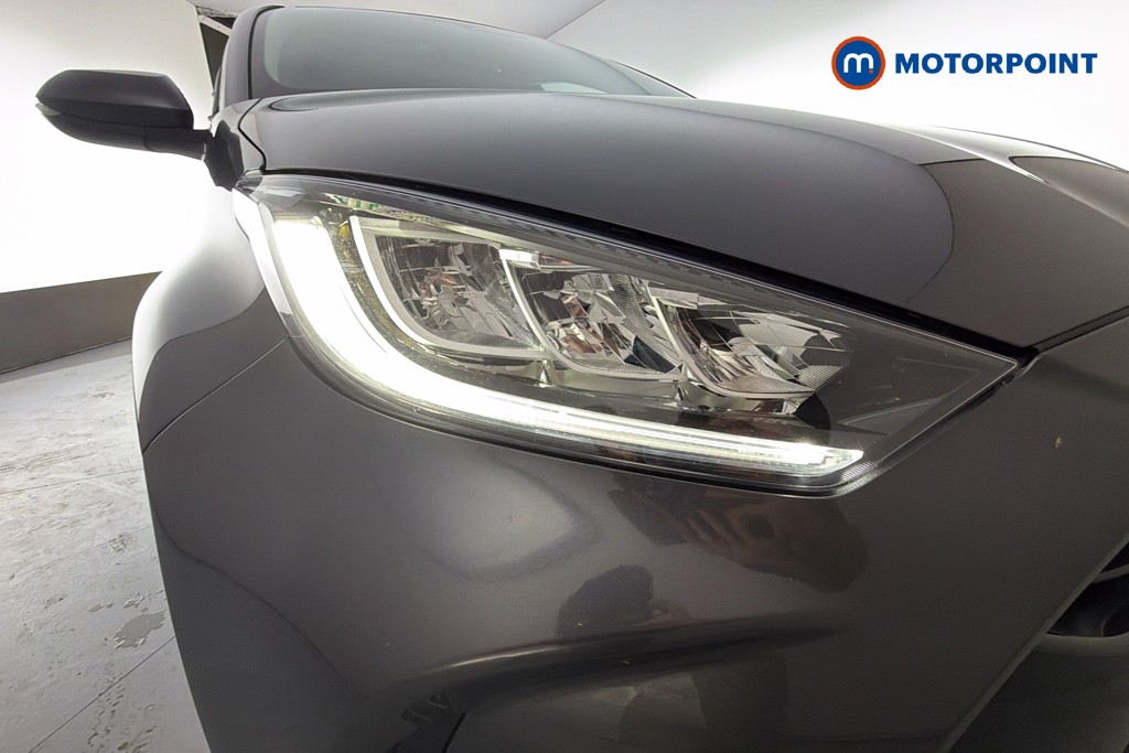 Toyota Yaris Design Automatic Petrol-Electric Hybrid Hatchback - Stock Number (1648401) - 44th supplementary image