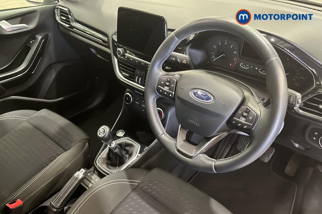 Ford Fiesta Zetec Manual Petrol Hatchback - Stock Number (1648606) - 2nd supplementary image