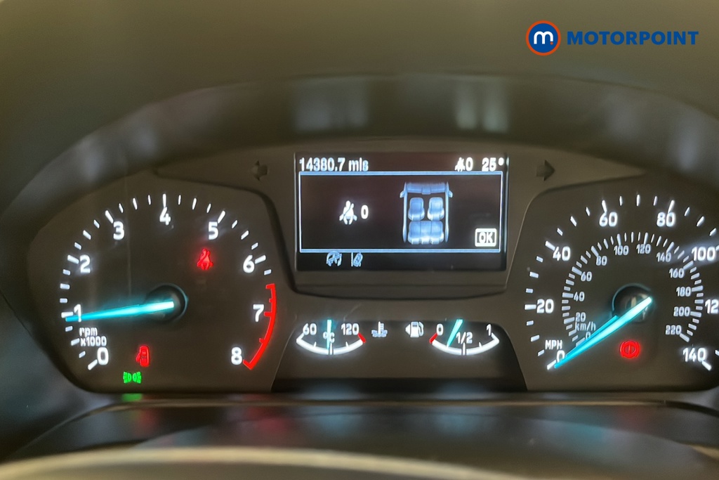 Ford Fiesta Zetec Manual Petrol Hatchback - Stock Number (1648606) - 7th supplementary image