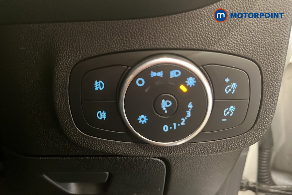 Ford Fiesta Zetec Manual Petrol Hatchback - Stock Number (1648606) - 11th supplementary image
