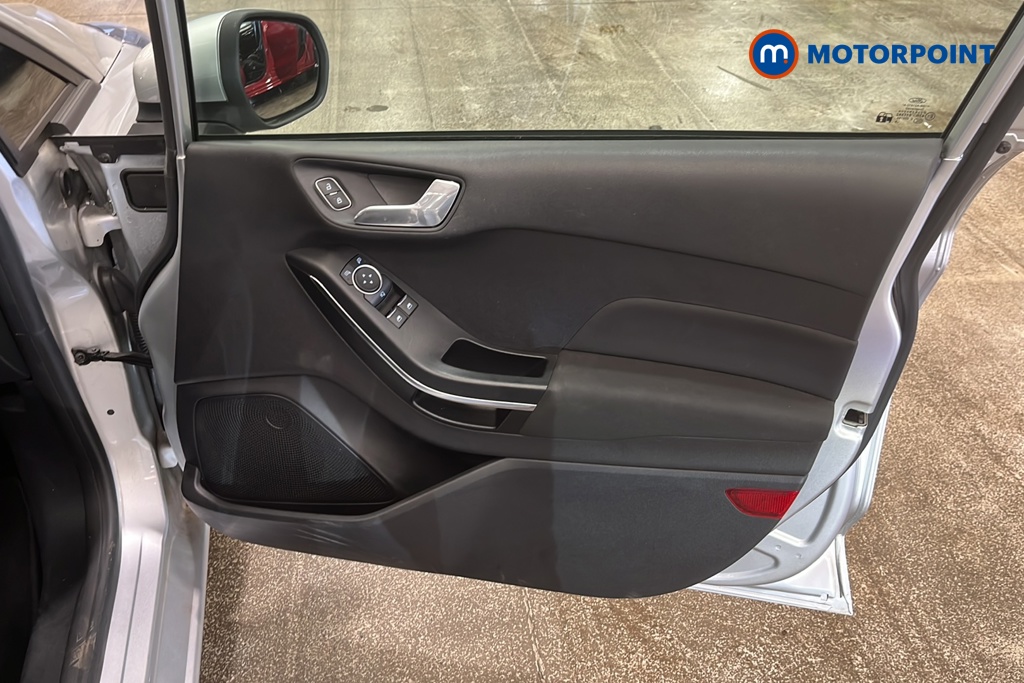 Ford Fiesta Zetec Manual Petrol Hatchback - Stock Number (1648606) - 18th supplementary image