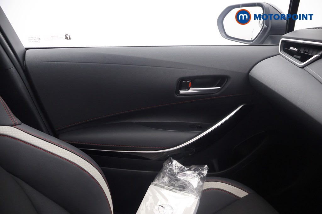 Toyota Corolla Gr Sport Automatic Petrol-Electric Hybrid Hatchback - Stock Number (1648705) - 11th supplementary image