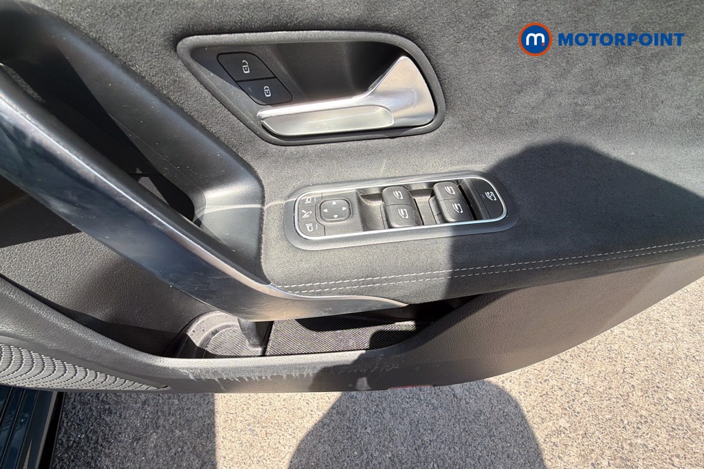 Mercedes-Benz A Class Amg Line Executive Edition Automatic Petrol Hatchback - Stock Number (1649142) - 20th supplementary image