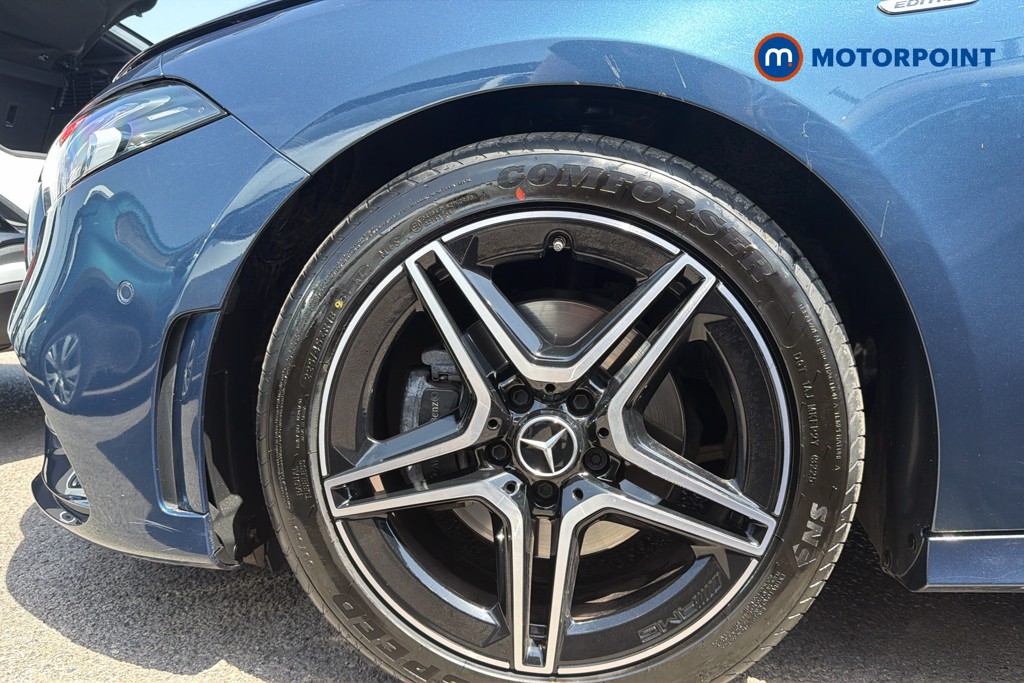 Mercedes-Benz A Class Amg Line Executive Edition Automatic Petrol Hatchback - Stock Number (1649142) - 47th supplementary image