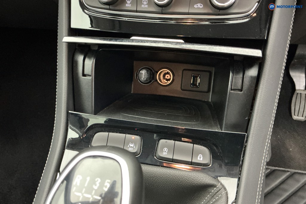Vauxhall Grandland Gs Line Manual Petrol SUV - Stock Number (1650009) - 16th supplementary image