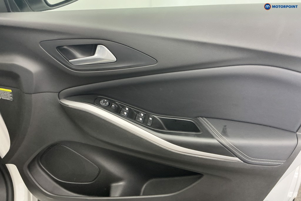 Vauxhall Grandland Gs Line Manual Petrol SUV - Stock Number (1650009) - 25th supplementary image