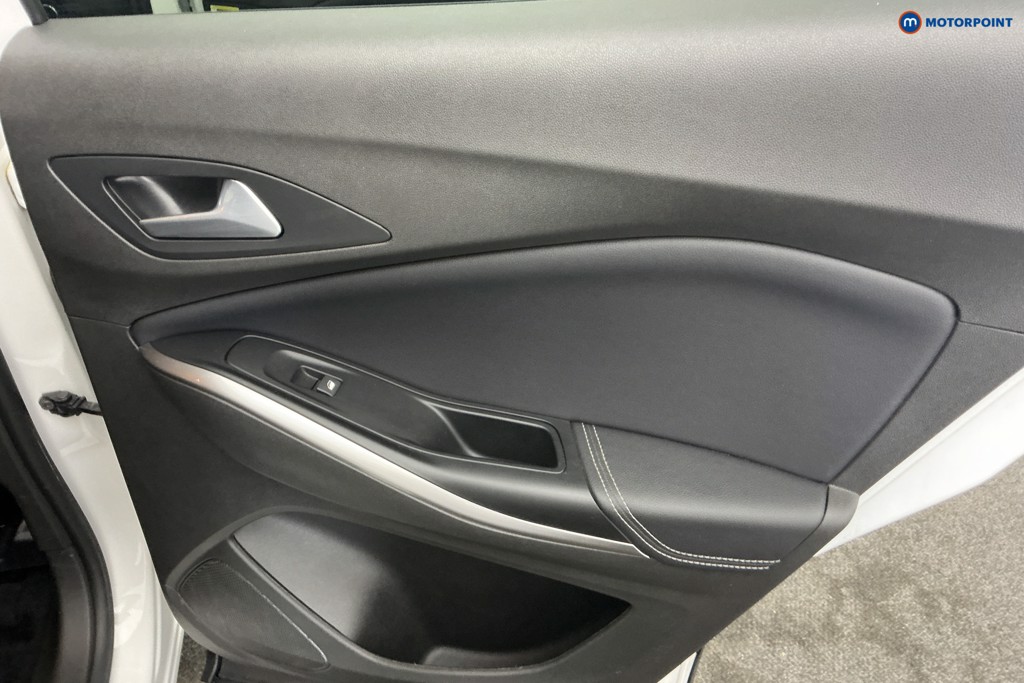 Vauxhall Grandland Gs Line Manual Petrol SUV - Stock Number (1650009) - 27th supplementary image
