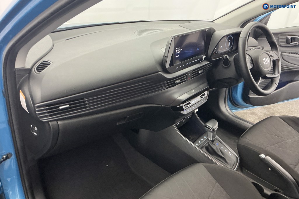 Hyundai Bayon Premium Automatic Petrol SUV - Stock Number (1650114) - 9th supplementary image