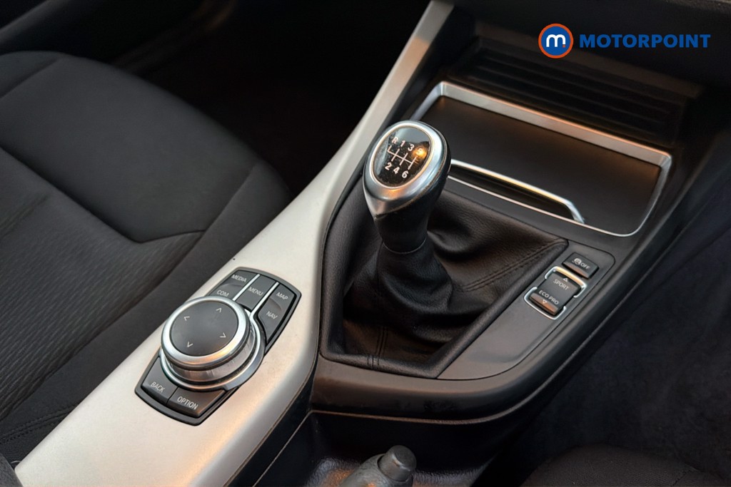 BMW 1 Series Se Business Manual Petrol Hatchback - Stock Number (1650138) - 15th supplementary image