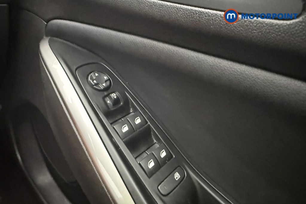 Vauxhall Grandland Ultimate Manual Petrol SUV - Stock Number (1650293) - 15th supplementary image