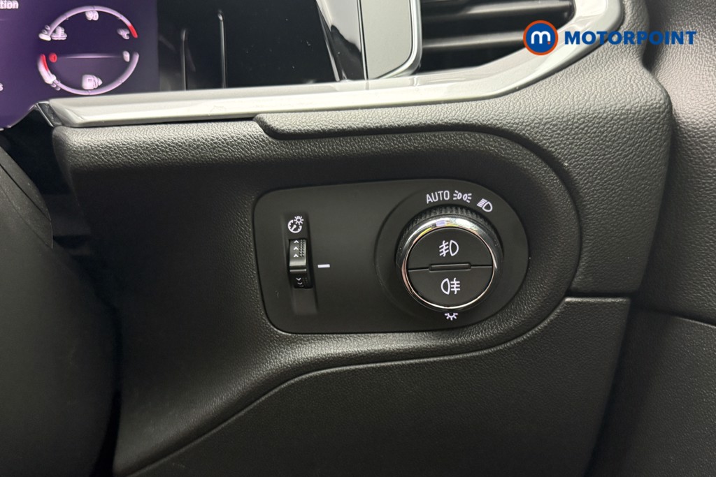 Vauxhall Grandland Ultimate Manual Petrol SUV - Stock Number (1650293) - 16th supplementary image