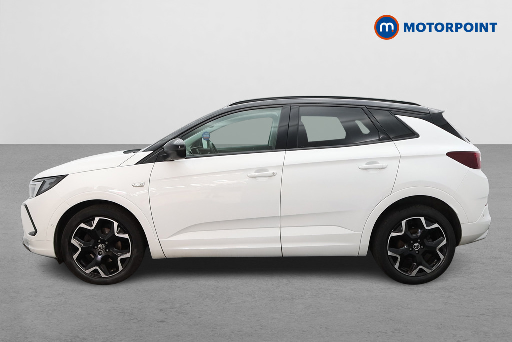 Vauxhall Grandland Ultimate Manual Petrol SUV - Stock Number (1650293) - Passenger side