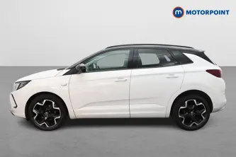 Vauxhall Grandland Ultimate Manual Petrol SUV - Stock Number (1650293) - Passenger side