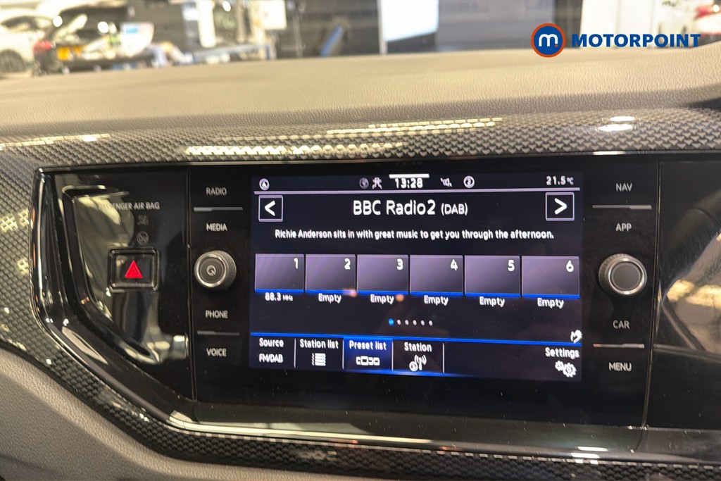 Volkswagen Polo Life Manual Petrol Hatchback - Stock Number (1650377) - 9th supplementary image