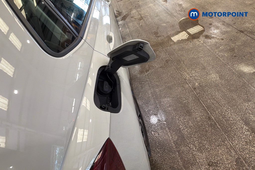 Volkswagen Polo Life Manual Petrol Hatchback - Stock Number (1650377) - 41st supplementary image
