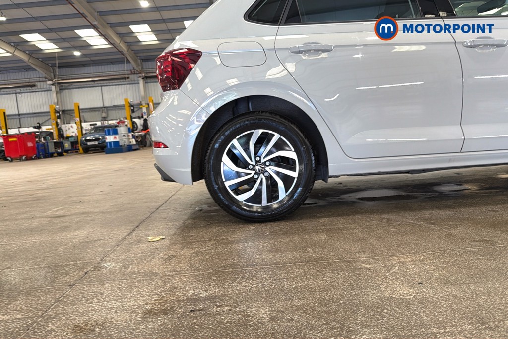 Volkswagen Polo Life Manual Petrol Hatchback - Stock Number (1650377) - 49th supplementary image