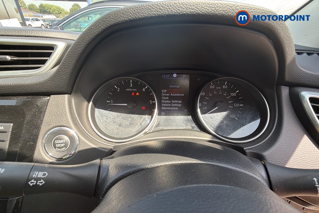 Nissan Qashqai Tekna Automatic Diesel SUV - Stock Number (1650652) - 19th supplementary image