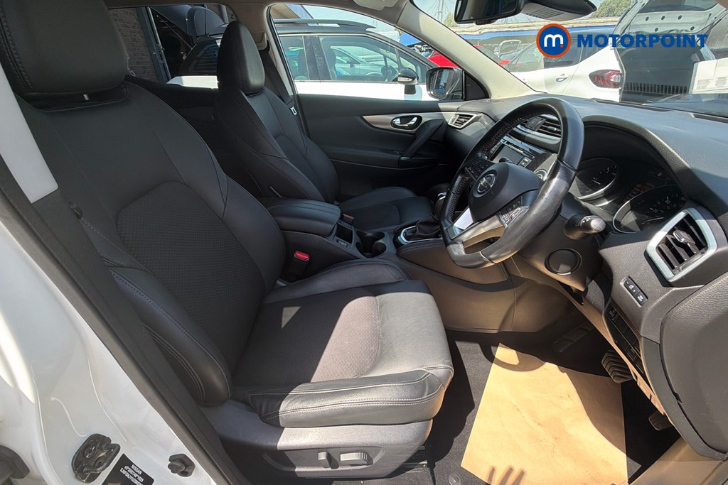 Nissan Qashqai Tekna Automatic Diesel SUV - Stock Number (1650652) - 26th supplementary image