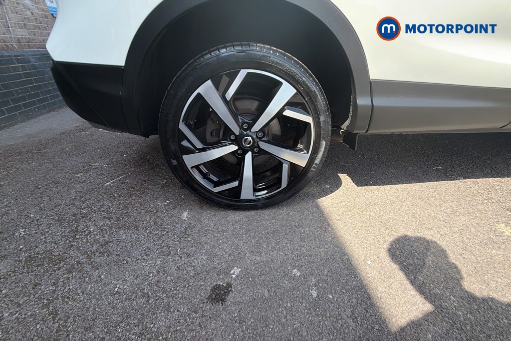 Nissan Qashqai Tekna Automatic Diesel SUV - Stock Number (1650652) - 34th supplementary image