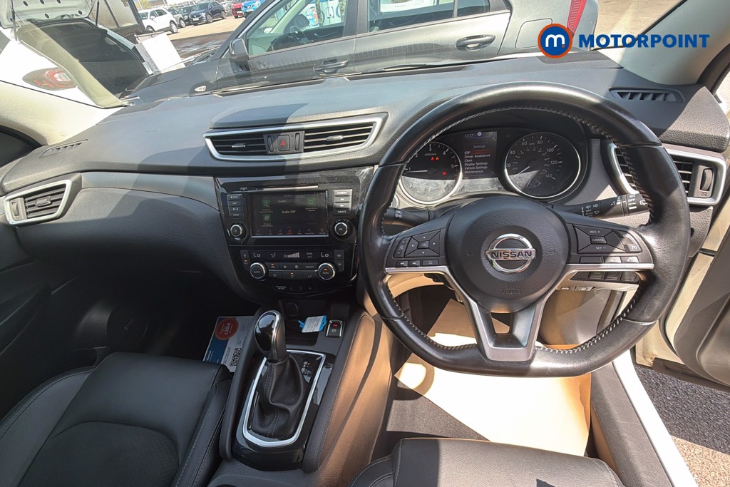 Nissan Qashqai Tekna Automatic Diesel SUV - Stock Number (1650652) - 37th supplementary image