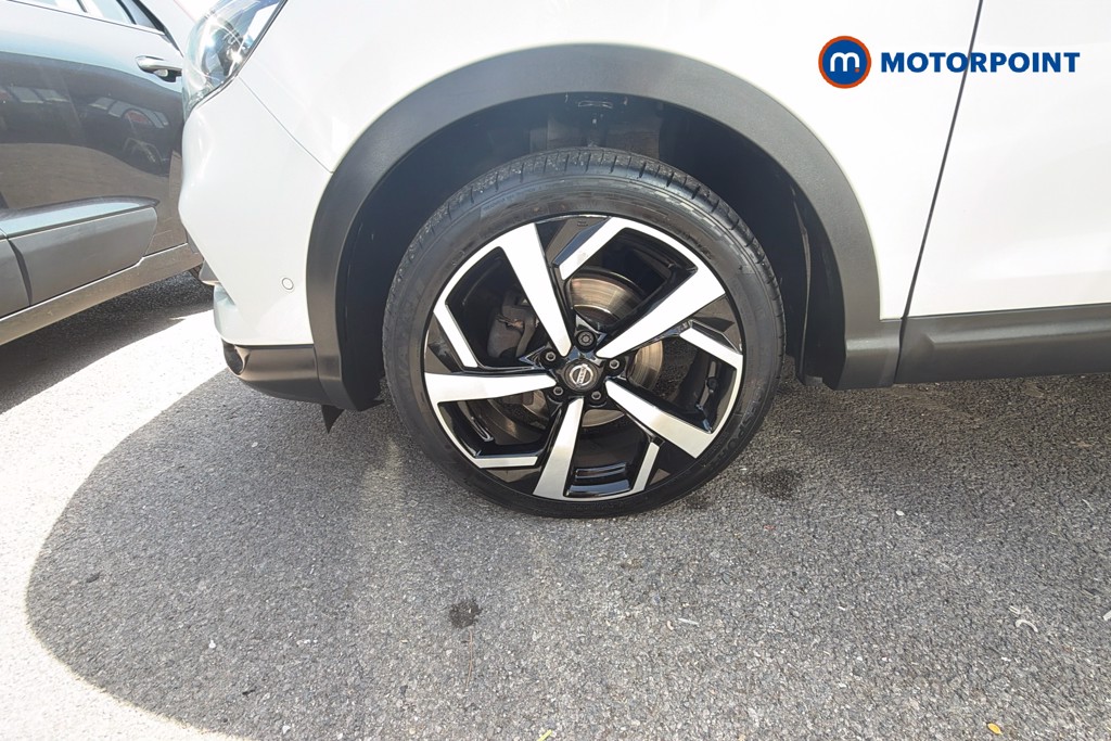 Nissan Qashqai Tekna Automatic Diesel SUV - Stock Number (1650652) - 41st supplementary image