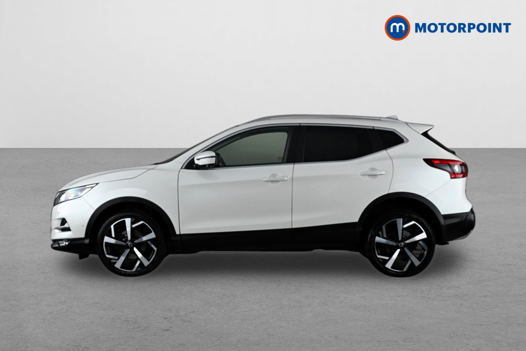 Nissan Qashqai Tekna Automatic Diesel SUV - Stock Number (1650652) - Passenger side