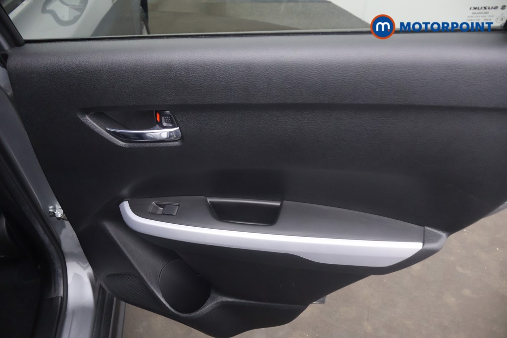 Suzuki Vitara Sz-T Manual Petrol SUV - Stock Number (1650765) - 17th supplementary image
